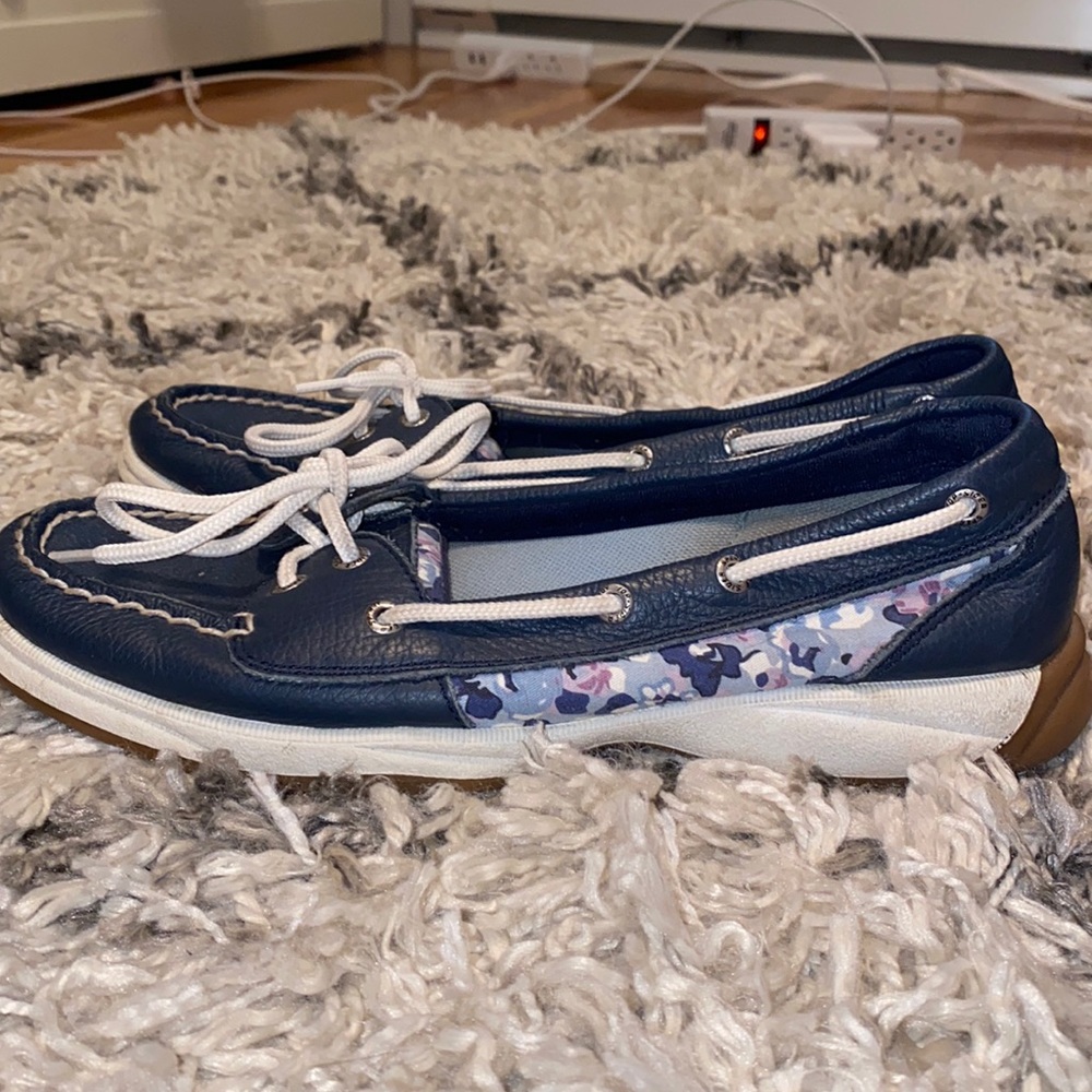 Navy floral sperrys